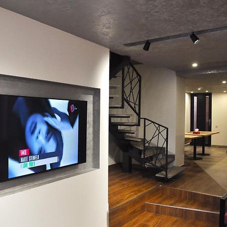 Vertoni Hotel Yerevan Ngoại thất bức ảnh