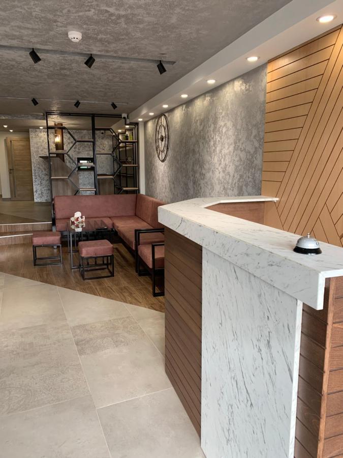 Vertoni Hotel Yerevan Ngoại thất bức ảnh