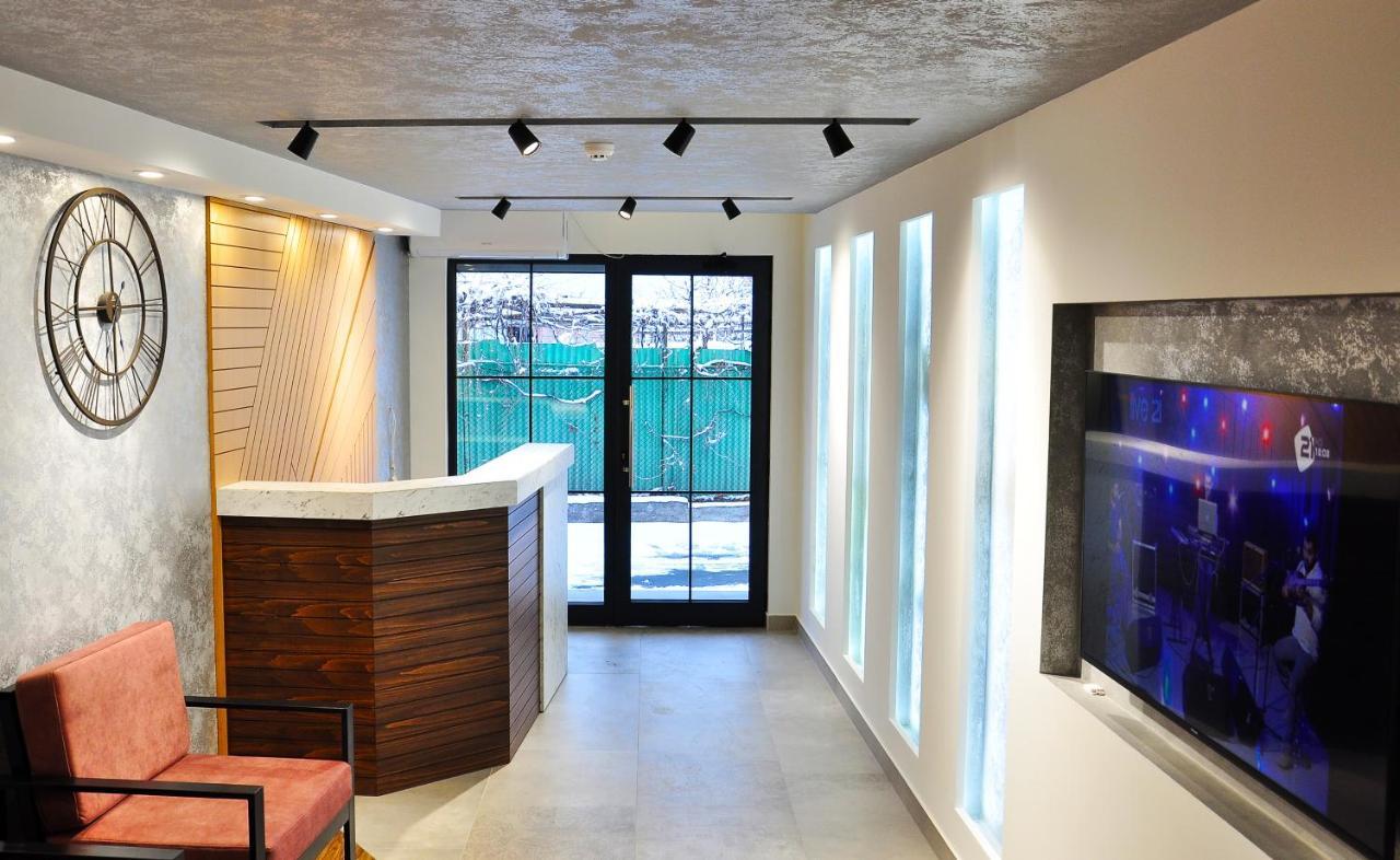 Vertoni Hotel Yerevan Ngoại thất bức ảnh