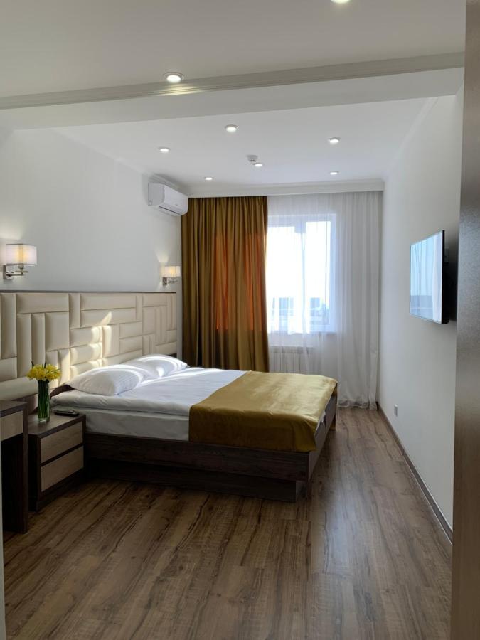 Vertoni Hotel Yerevan Ngoại thất bức ảnh