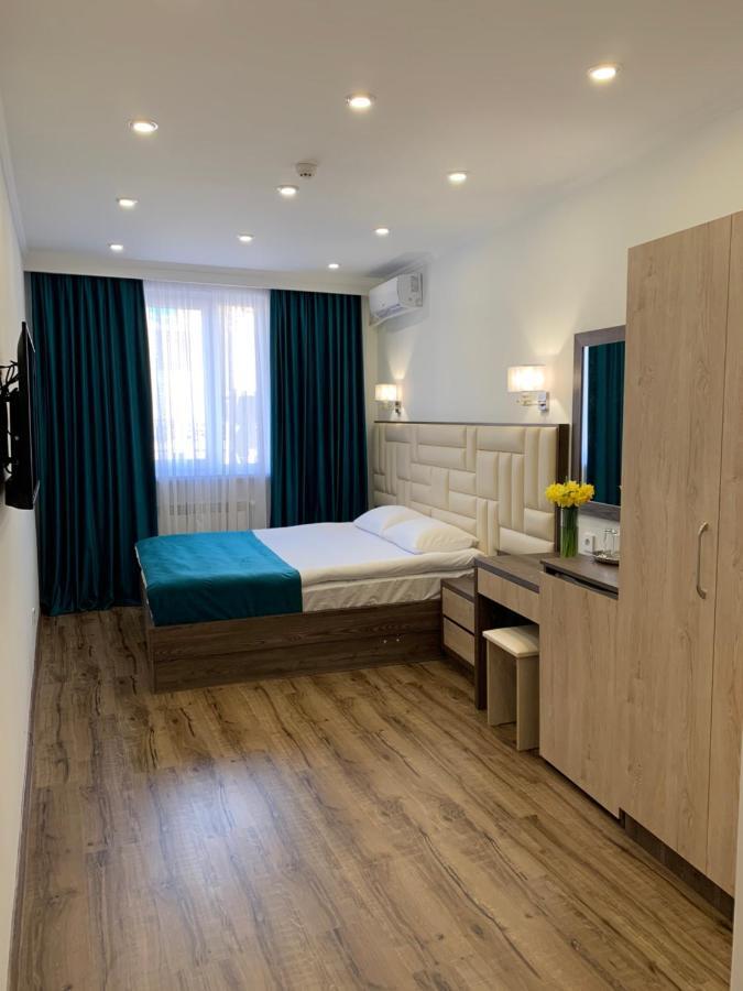 Vertoni Hotel Yerevan Ngoại thất bức ảnh